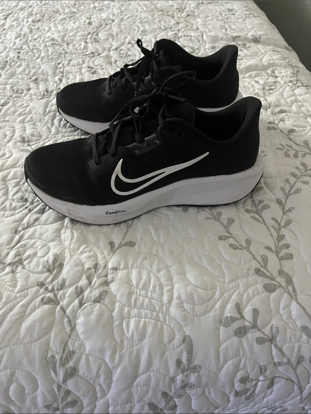 Nike Black and White Women's ComfiRide Running Sneakers